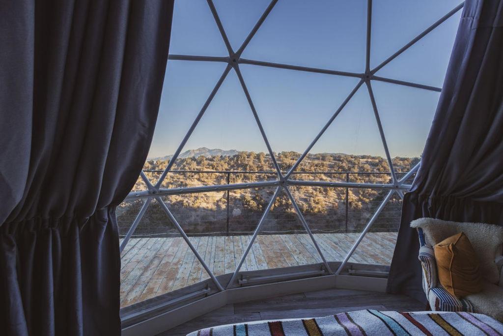 Zia Geo Dome At El Mistico Ranch, Glamping Villa Nogal Exterior foto